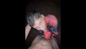 Novinho Chupando A Pica No Meio Da Rua Na Madrugada Videos Sexo Gay